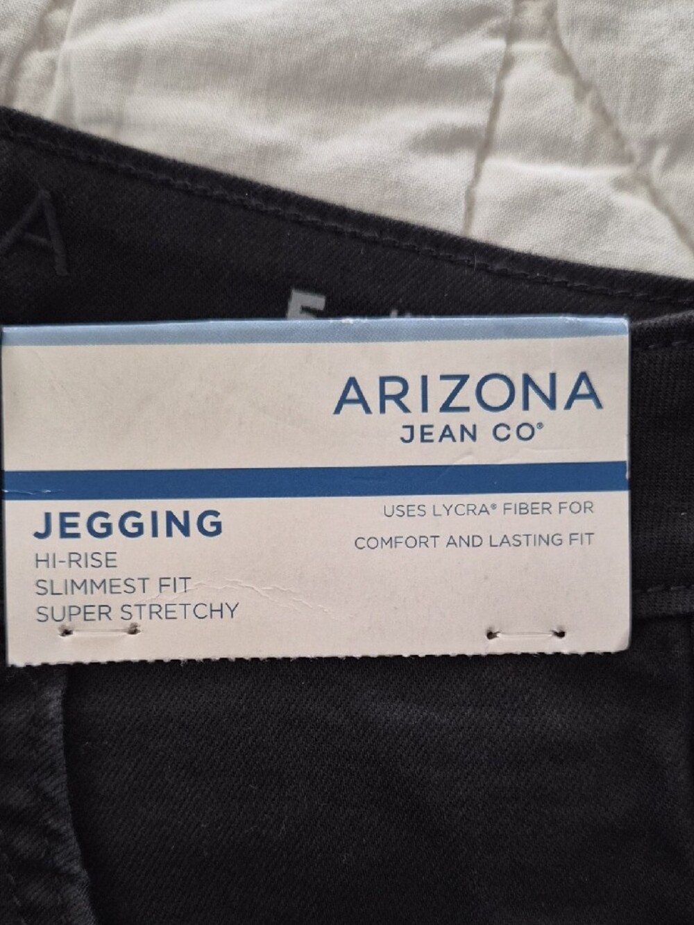 Arizona Jean Co. Hi Rise Jegging- Size 5 - Picture 9 of 9